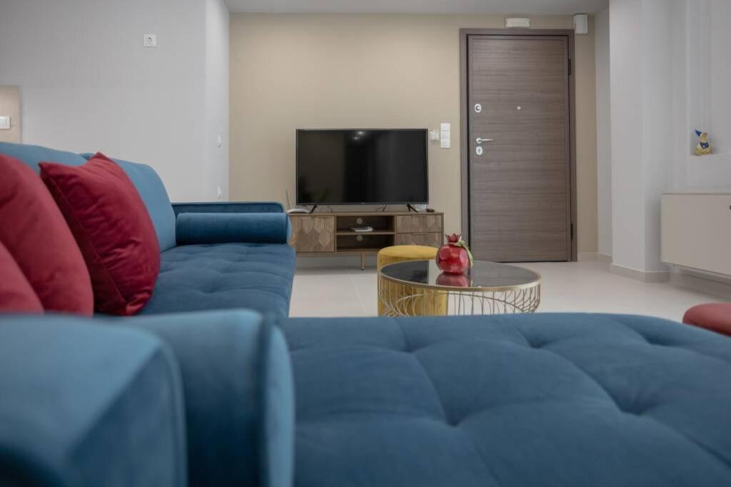 Mela Luxury Apartments Maroulas Экстерьер фото