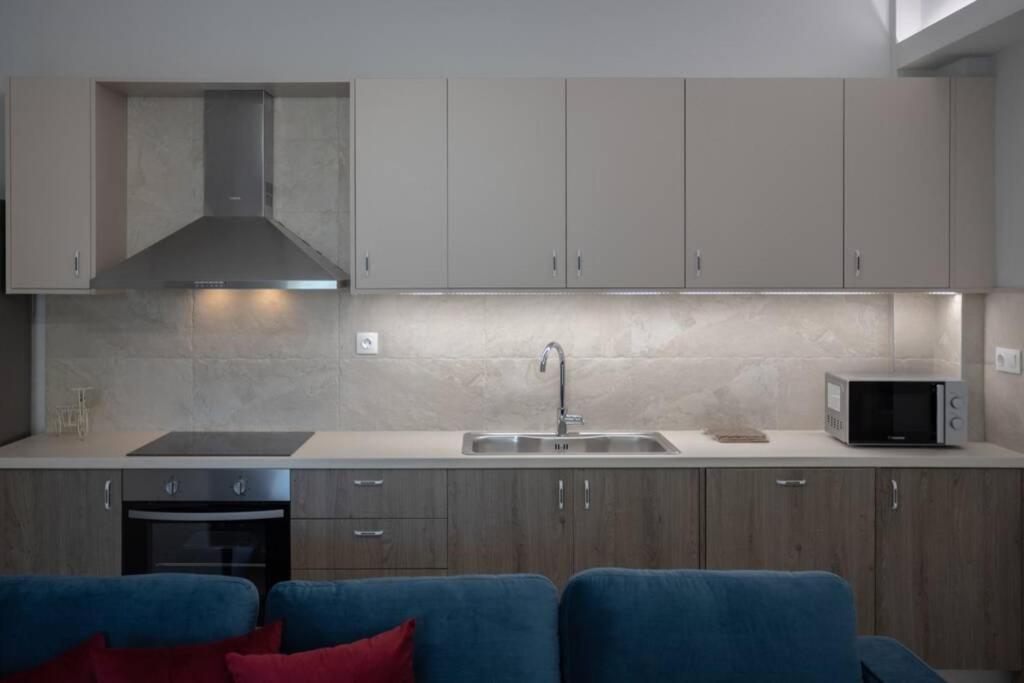 Mela Luxury Apartments Maroulas Экстерьер фото