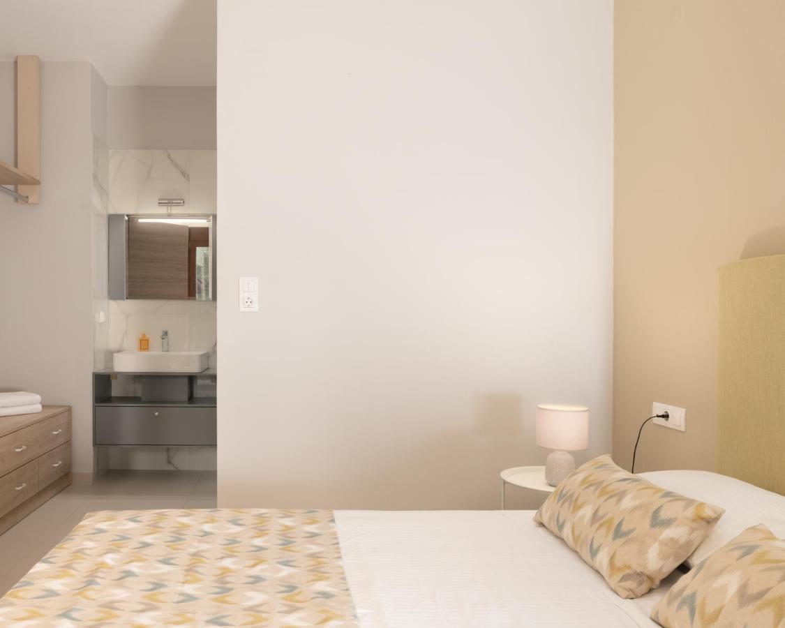 Mela Luxury Apartments Maroulas Экстерьер фото