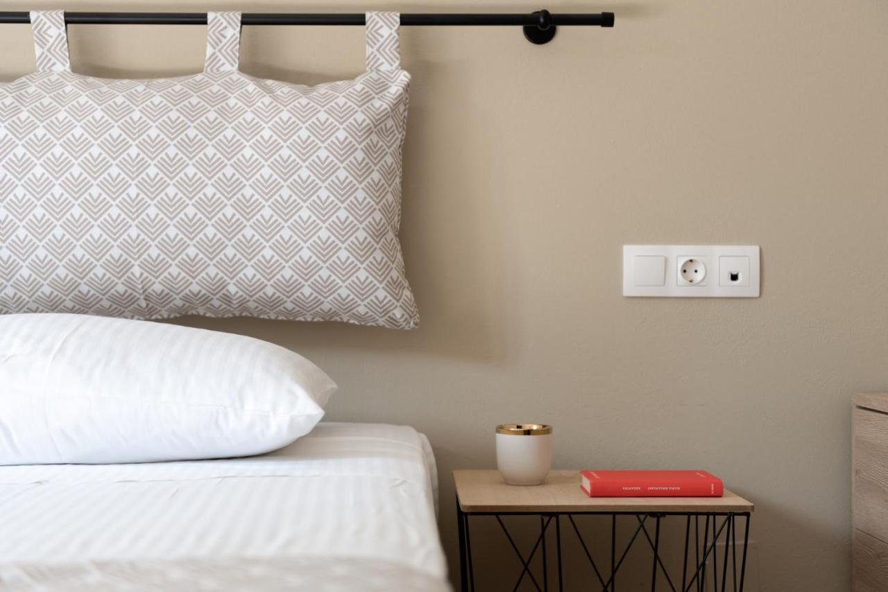 Mela Luxury Apartments Maroulas Экстерьер фото